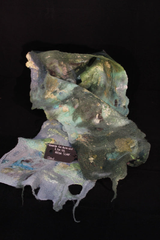 Handcrafted Tasmania Merino & Silk Scarf - The Bower Tasmania