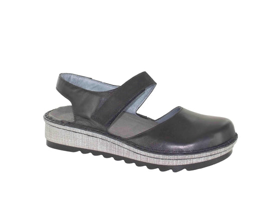 Lantana - The Bower Tasmania